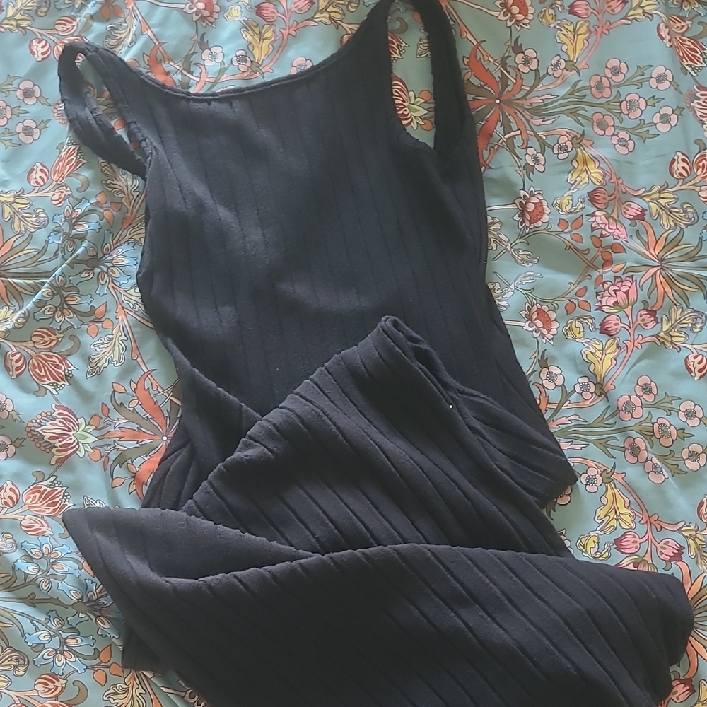 Black Ribbed Sleeveless Dress